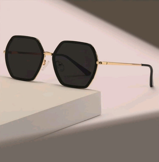 Geometric Frame Fashion Glasses