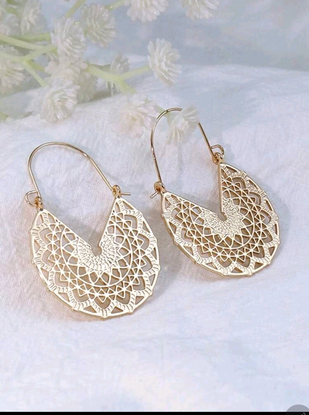 Mini- Geometric Hollow Earrings-Gold