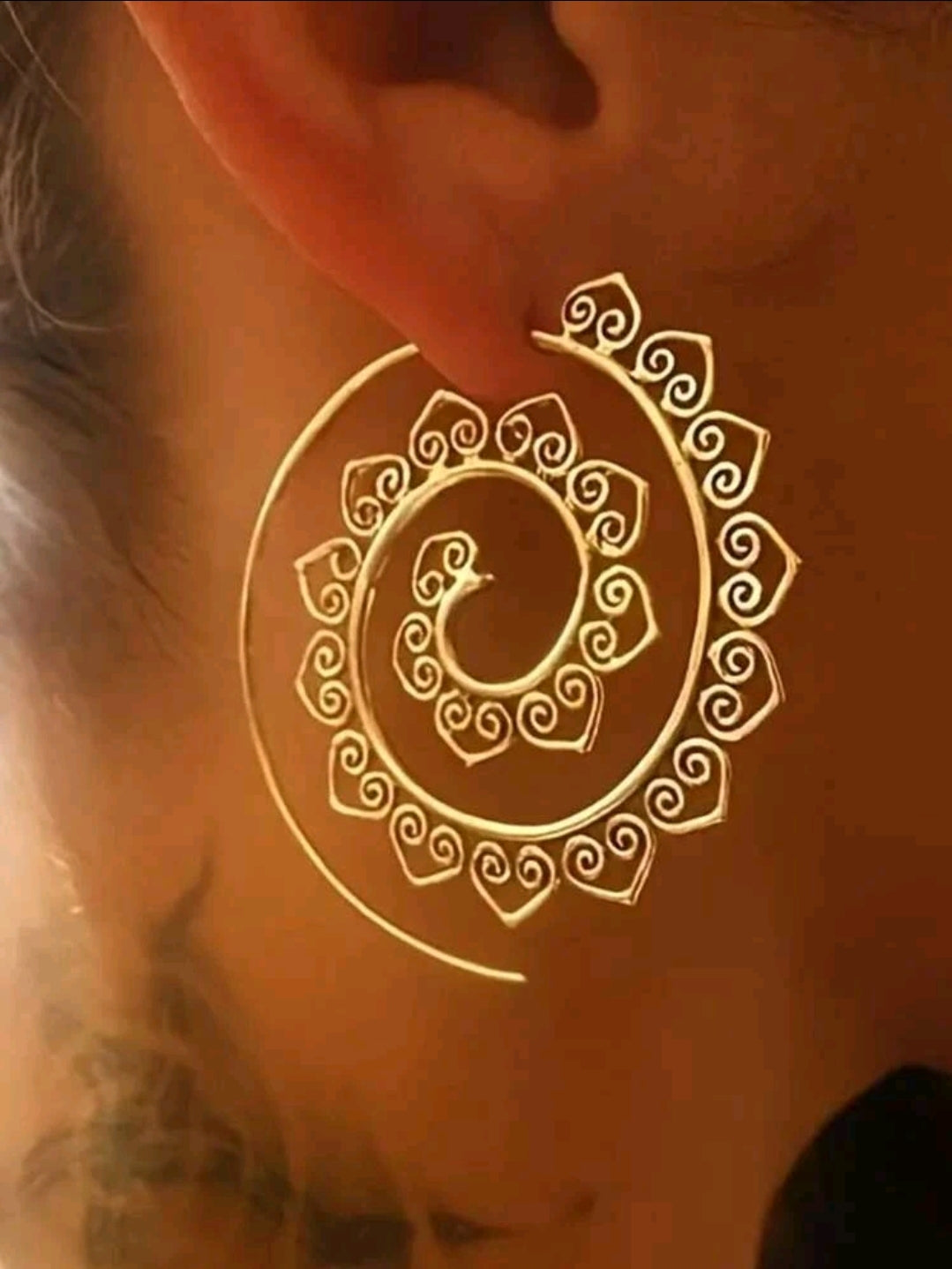 Spiral Hollow  Hoop Earrings-Gold