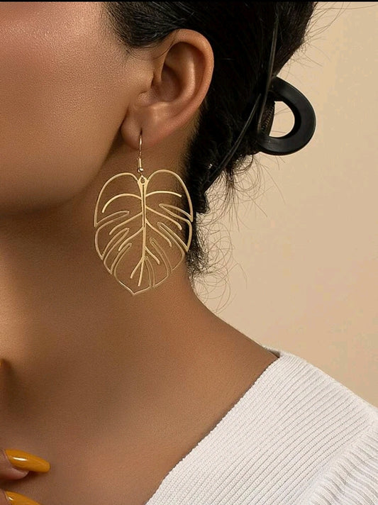 Hollow Leaf Drop Earrings