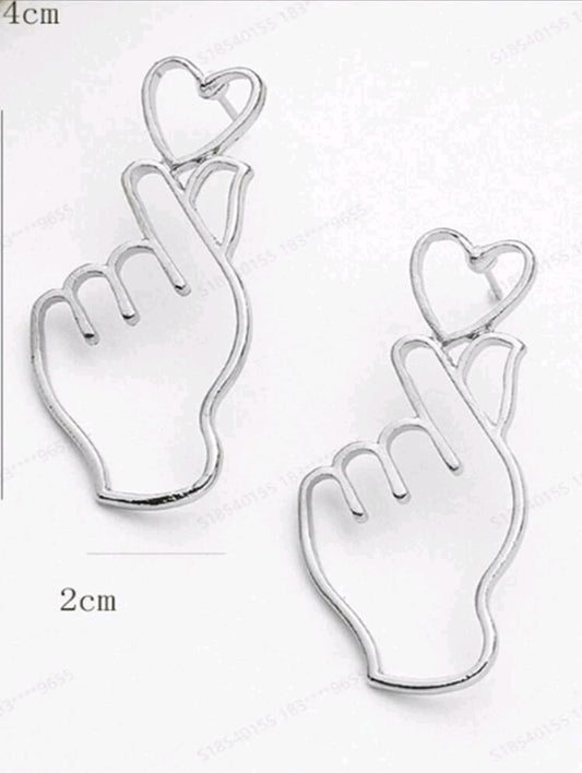 I Promise: Heart Fingers Crossed Earrings