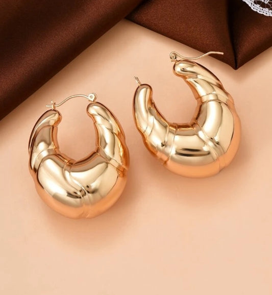 Minimalist Hoop Earrings