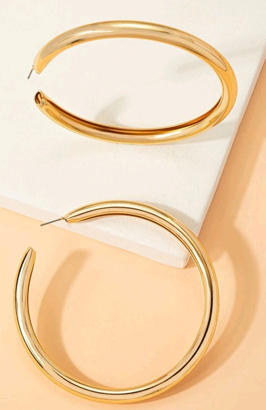 Solid Minimalist Hoop Earrings